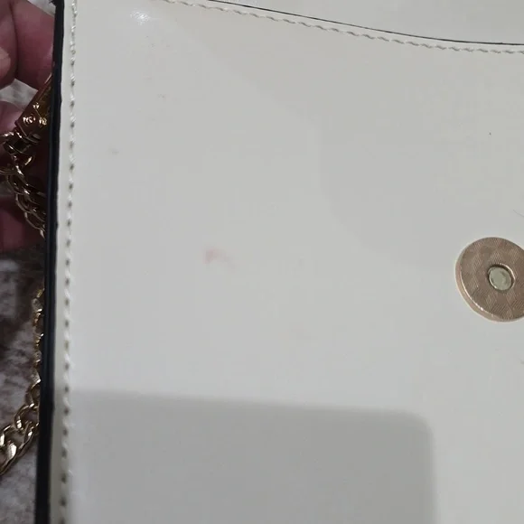 TOPSHOP Capri Buckle Crossbody Bag in Beige, Tortoise Shell Details, Gold Chain - Picture 12 of 16